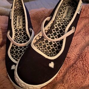 Skechers Vintage Black & White Wedge Heel W/Hart
